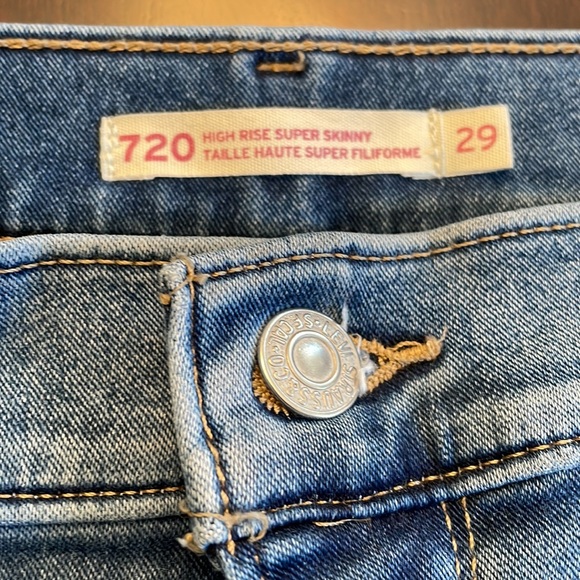 Levi’s 720 High Rise Super Skinny - Picture 3 of 8